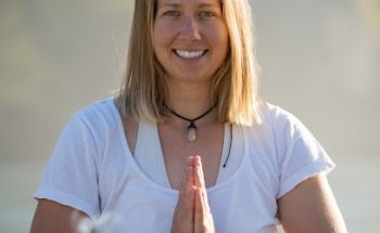 TINAYOGA - moviment el mument