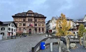 Rishikul Gesundheithaus, Yoga & Ayurveda Heilkunde , Ilanz (Schweiz)