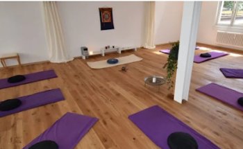 Shuniya - Kundalini Yoga & Traumatherapie