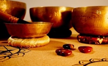 Santosha Yoga & Massage