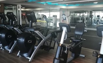 Dmoov Barrio Central