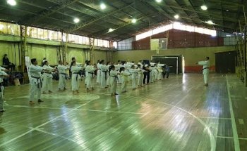 Gimnasio Leopoldo Sanchez