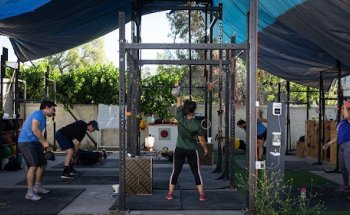 Dyplon Centro de Fitness