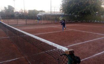 Centro Deportivo Dragones De La Reina