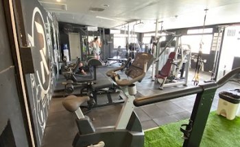 Row fitness & fight sports