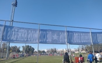 cancha ferro polpaico