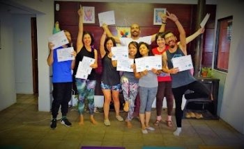 Academia de Yoga y Mindfulness