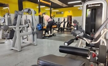 Gimnasio full black gym