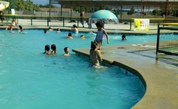 Piscina Municipal de La Cruz