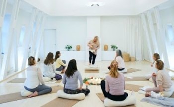 YoJo - Yoga & Jordemoder