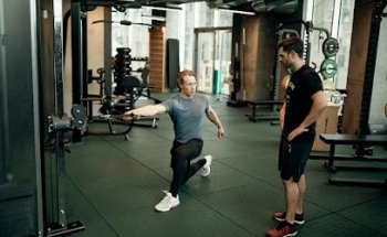 Max Ravn - Smertefrihed og Personlig træning