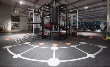 David Lloyd Rouken Glen