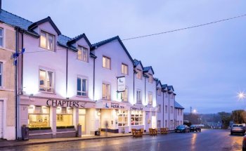 Schull Harbour Hotel