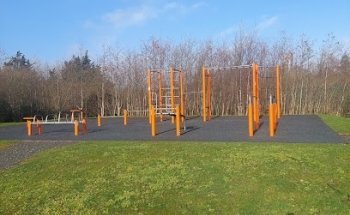 Outdoor fitness park