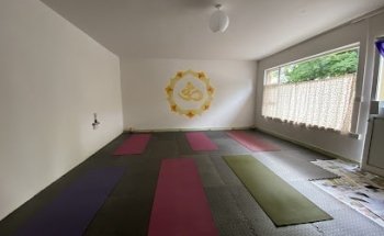 Yoga Hive