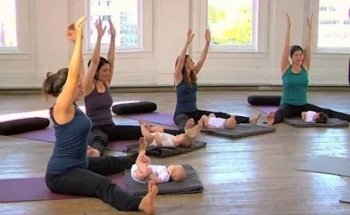 YogaMums Pregnancy & Baby Classes