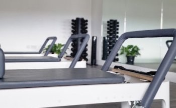 Flexelle Pilates Reformer