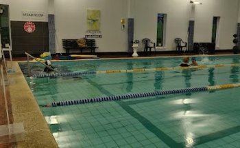 Mespil Swimming Pool