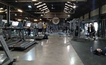 FLYEfit Macken Street