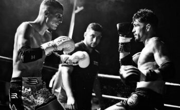 VIVENZIO GYM MUAY THAI BOXING