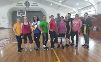 Gimnasio y auditorio municipal