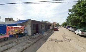 Gimnasio del corredor industrial