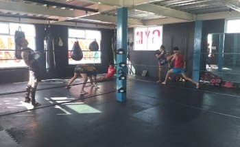 Chang Nak Muay (Muay Thai- Artes Marciales Y Fitness