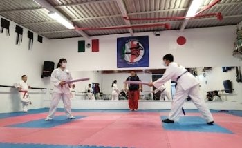 Kintsukuroy Centro Deportivo