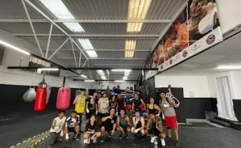 The Champs Boxing Club - Revolución