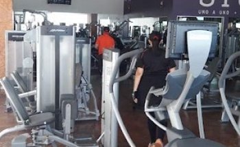 24/7 building fitness