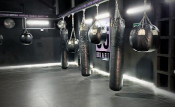 UNDERGROUND BOX & FIT