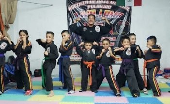 Lima Lama Mahalo Guerreros Blancos