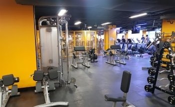 Gimnasio Smart Fit - Félix Cuevas