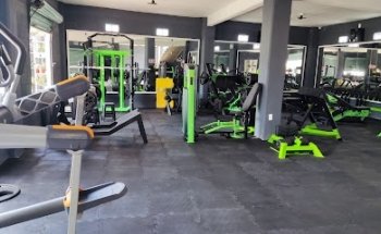 Gimnasio Carbono