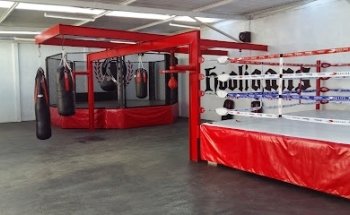 Hooligans Box & MMA