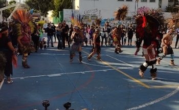 Canchas de Básquetbol, Agua azul