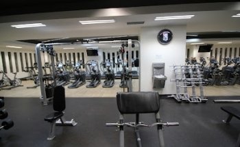 Sports World Zona Esmeralda