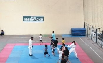 Gimnasio Santa Catarina 2000