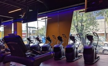 Gimnasio Smart Fit - Doctores