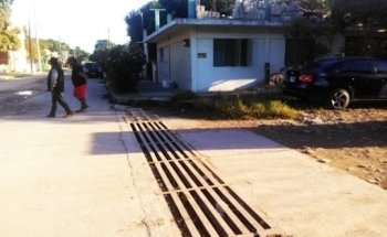 Alberca Del Parque Benito Juarez