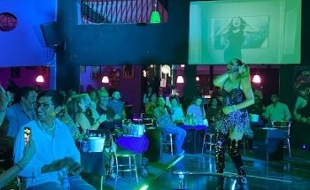 Emily Pool & Concerts Disco Bar