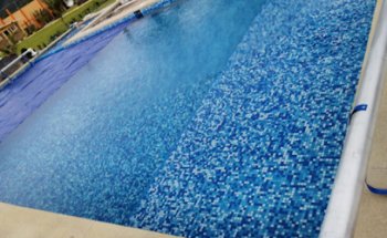 PROVEEDOR EN PISCINAS Y JACUZYS S A DE C V