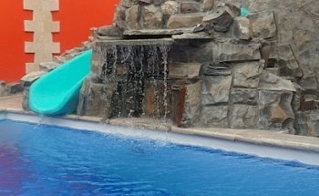 Los Rockas Pool