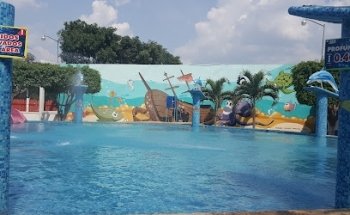 Parque Acuático New York y Club Deportivo