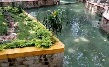 Balneario Ejidal [Plan De Ayala]