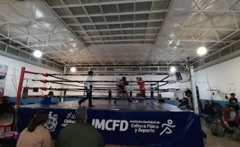 Gimnasio de Box Tricentenario 