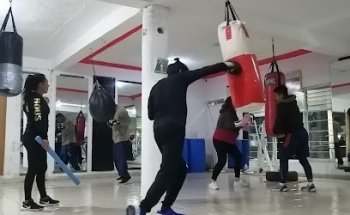 Segundo Round Gimnasio de Acondicionamiento Físico y Boxeo