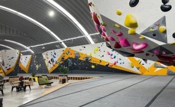 Adamanta Puebla - Climbing Gym