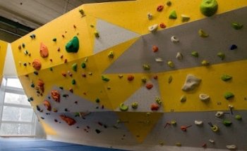Karbin Indoor Climbing