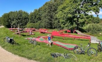 Lyrö Mini-Golf Club